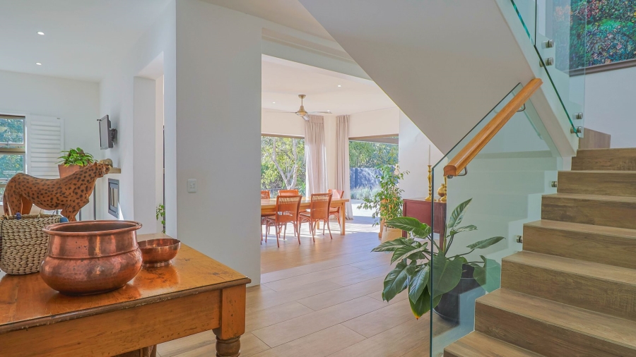3 Bedroom Property for Sale in The Coves North West